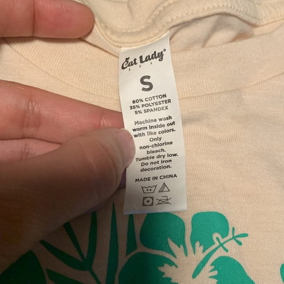 Cat Lady Small Tan Cat Shirt NEVER WORN - Picture 7 of 7